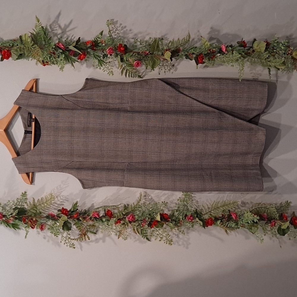Banana Republic gorgeous plaid dress